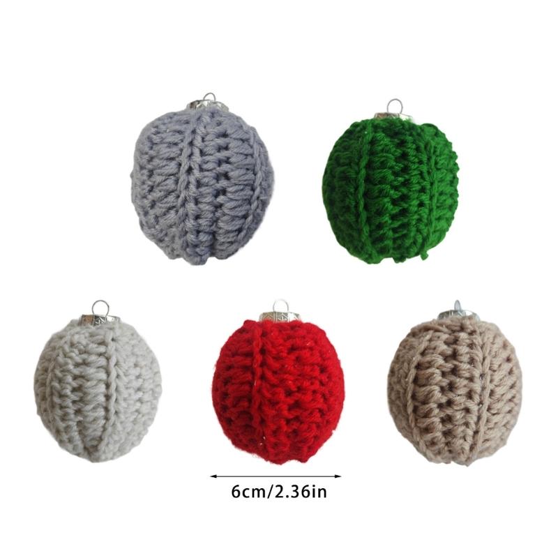 Set Of 2 Knitted Christmas Ornament Balls 6CM Soft Polyester Plastic Handcrafted Seasonal Decoration For Gift Wrapping