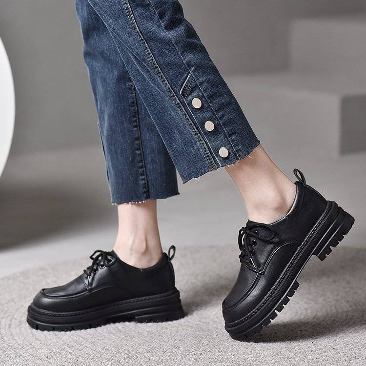 Size 35-43, large size women's shoes 41 fat feet platform Korean version single shoes women's spring and autumn lace-up versatile student uniform leat