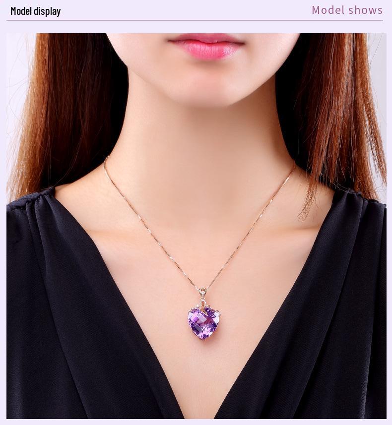 Colar com Pingente de Ametista em Forma de Coração Banhado a Ouro 18K com Gema Roxa.