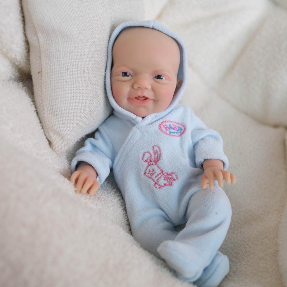 8 Inch Solid Silicone Rebirth Doll Charlie Rabbit Printing Blue Legged Pants Simulation Doll Soft Q Elastic Reborn Baby Doll for Child Christmas Gifts