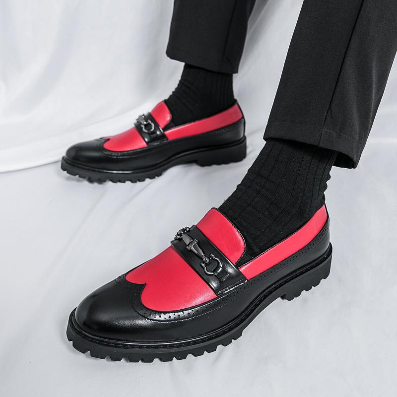 Herren Ganzjahres-Ein-Schritt-Retro-Britisch-Set Spitz zulaufende Loafer Koreanische Version Atmungsaktiv Faul Lässig Herrenschuhe