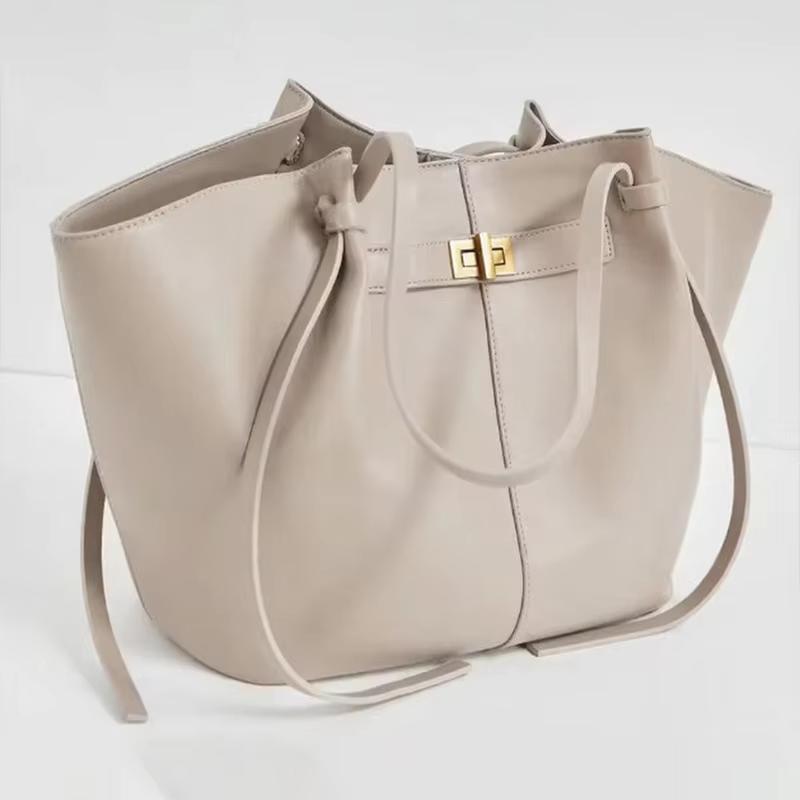 Stylish Sophisticated Women's Tote Bag Versatile Retro Trendy Wing Handbag Simple Elegant Solid Color Underarm Bag Shoulder Bag