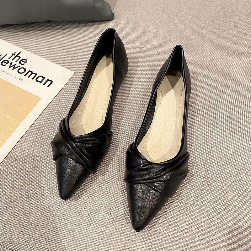 Single shoes women's 2025 spring and autumn new shallow mouth four seasons shoes women's versatile French flat shoes one pedal gentle beanie shoes