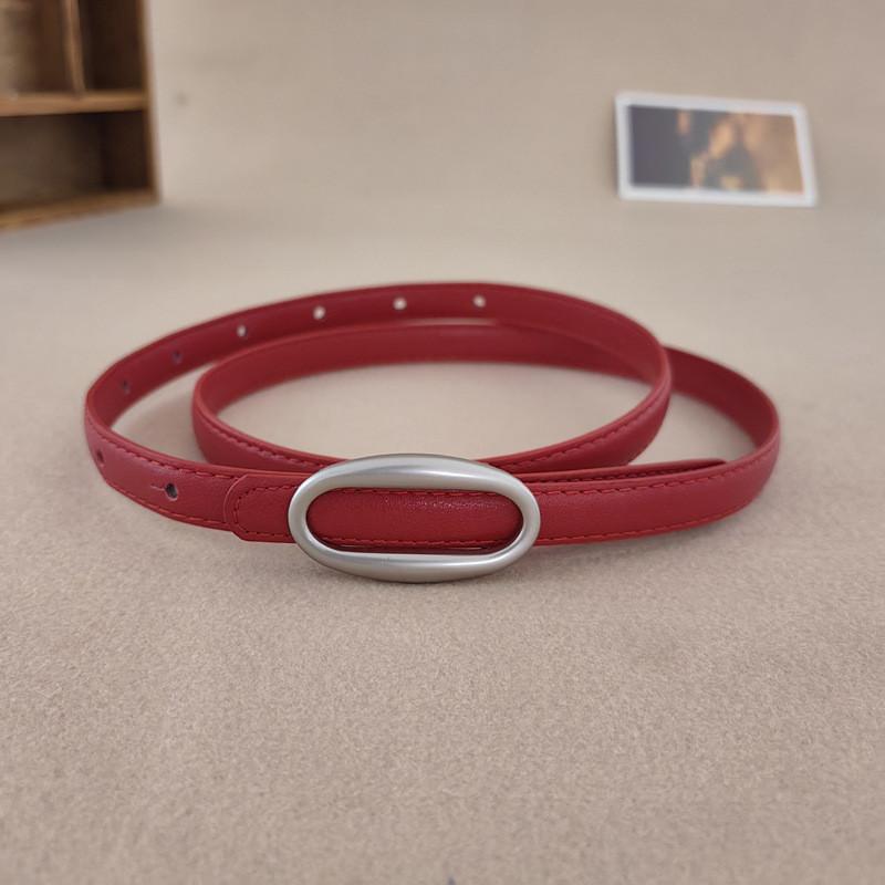 Fashionable Leather Waist Belt For Dresses And Skirts With Classic Buckle Closure