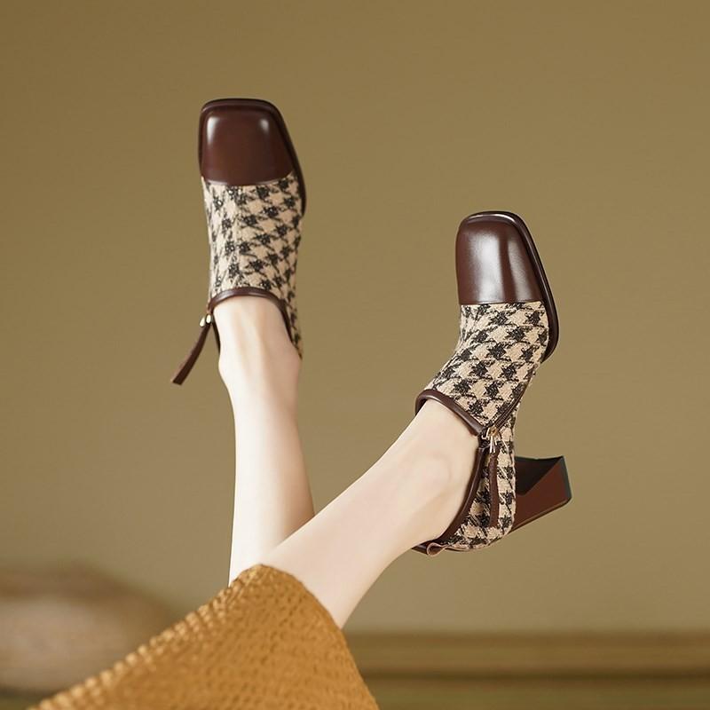 

2025 Новые женские туфли-лодочки Мэри Джейн в стиле ретро «гусиная лапка», лакированные, с ремешком на пряжке, на толстом блочном каблуке, женские, для платья, весенние 34 коричневый