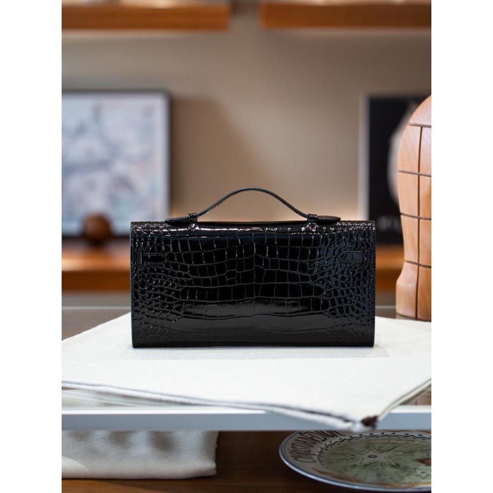 Years New Leather Palm Pattern Crocodile Pattern Cut Clutch Bag Long Armpit Handbag Cross-border