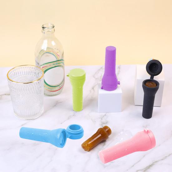 Striped Silicone Ice Stick Tray, Food Grade Narrow Ice Cube Mold for Bottles, Easy Release Ice Maker with Leakproof Lid