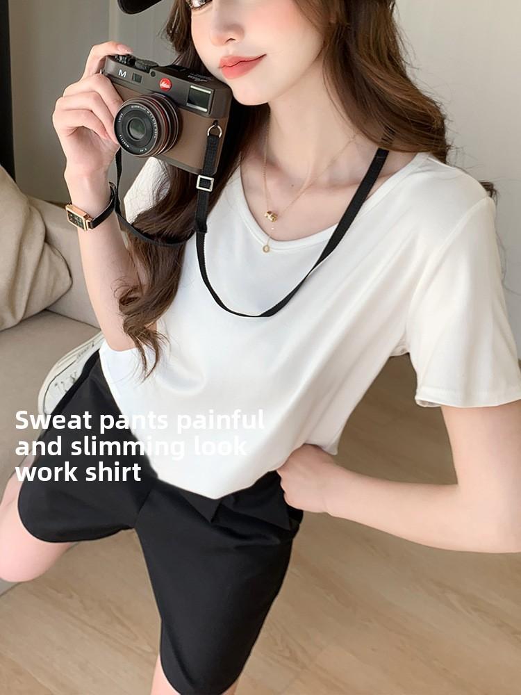 Casual Summer T Shirt For Women With V Neck And Snowflake Cotton Material