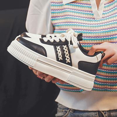 Plateauschuhe mit dicker Sohle für Damen, neue Sommer-Studenten-Schuhe, weiße Schuhe für Damen, Sport- und Freizeitschuhe