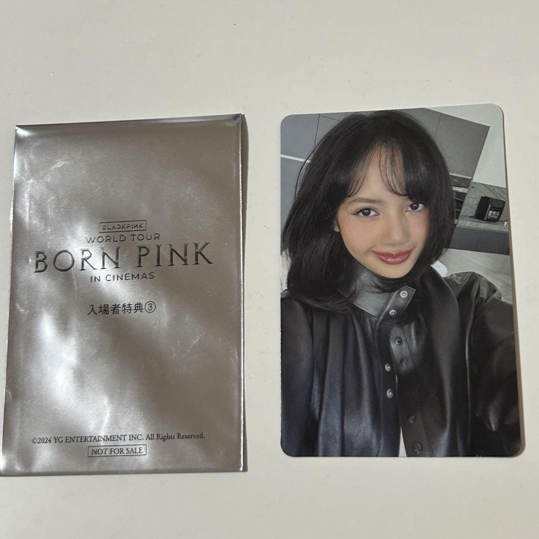 

[USED] BLACKPINK Trading Card BORN PINK IN CINEMAS Lisa