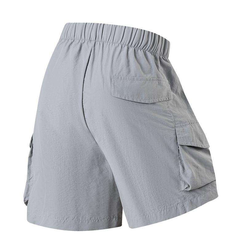 Outdoor IJszijde Ademend Lichtgewicht Sneldrogende Sportshorts voor Mannen Zomer Losse Werkkleding Stijl Vijfkwartbroek