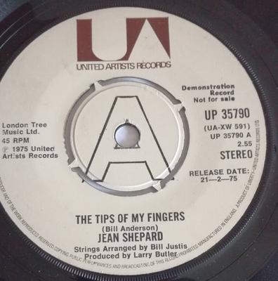 7inch Record JEAN SHEPARD - The Tips Of My Fingers UP35790PROMO United Artists  1975 UK Country Used