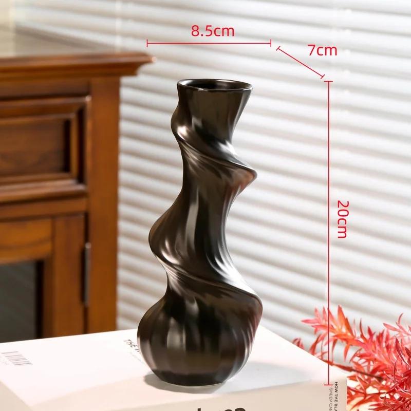 Creative Ceramic Vase Abstract Irregular Folds Handmade Spiral Porcelain Vase Ceramic Handicrafts Flower Vases Flowerpot Vases P