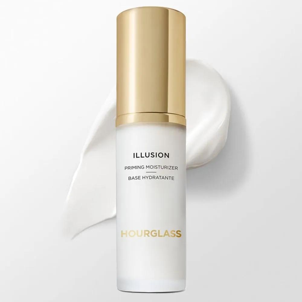 Hourglass Праймер-увлажнитель Illusion 28.8 mL