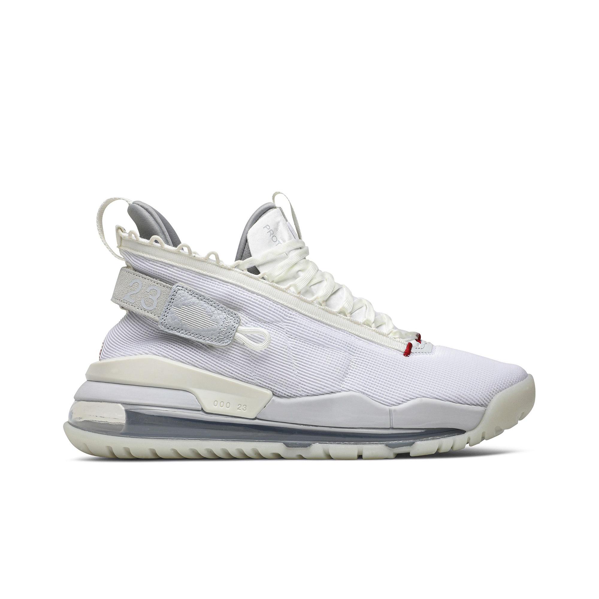 Air Jordan Proto Max 720 `Past