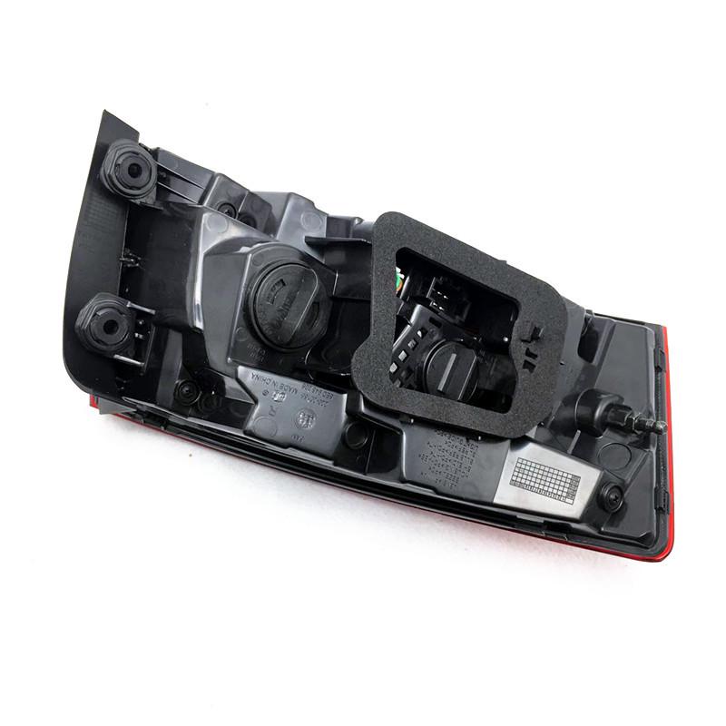 

Шкода Октавия 18-19 Задний фонарь в сборе с указателем поворота Passenger Side Flat Light (Inner)