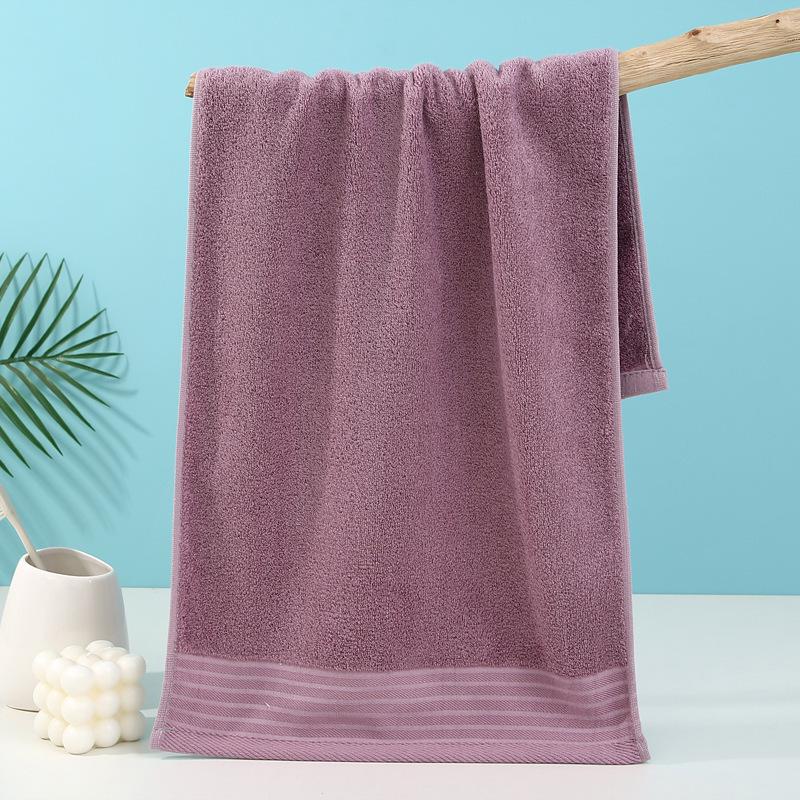 Absorbent, non-shedding bamboo fiber towel: superior to pure cotton towels for bath use.