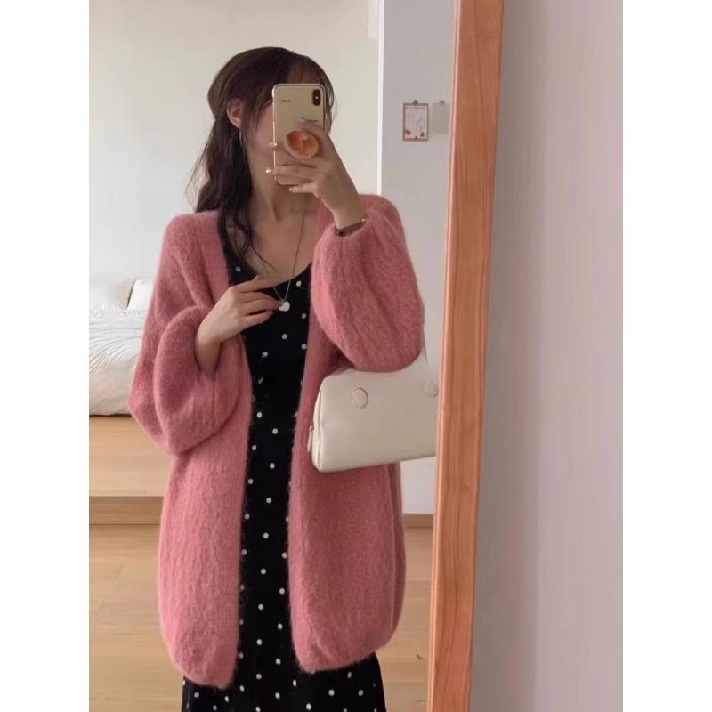 Autumn and Winter New Temperament Loose Lazy Wind Knitted Sweater Women's Thick V-neck Lantern Sleeves Warm Knitted Jacket