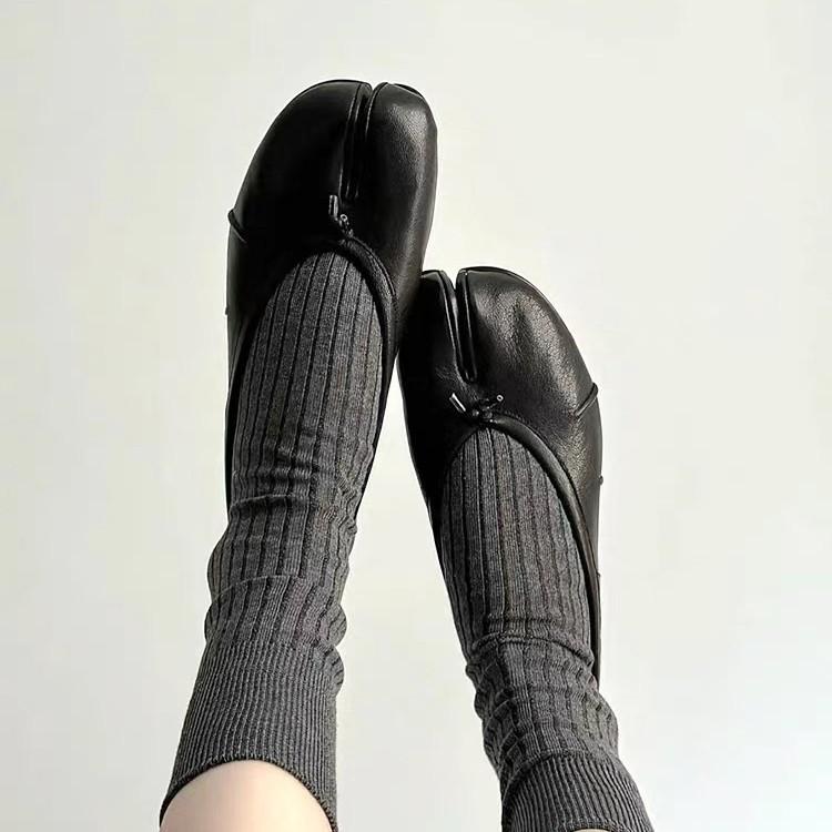 thick heel pleated split-toed shoes light mouth single shoes women's medium heel pig's trotters retro ballet shoes