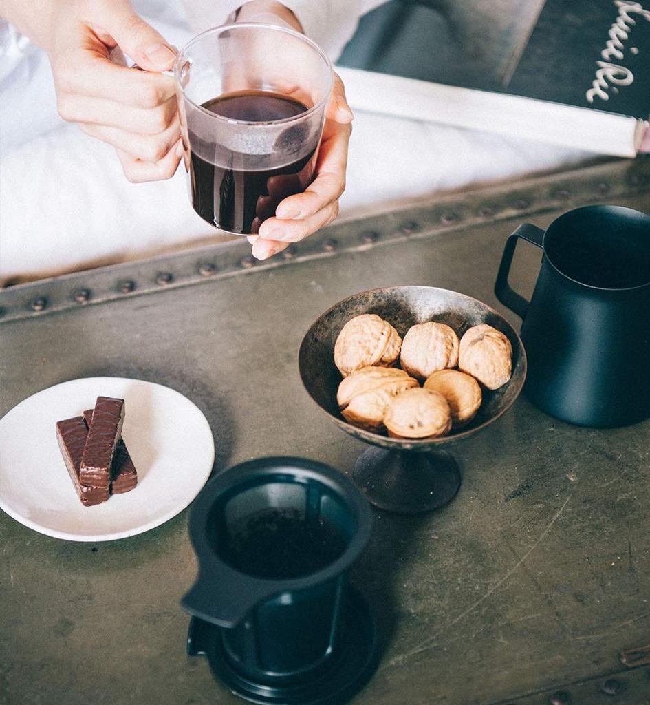 HARIO Kávovar na jeden šálek 170 ml Černý kávovar na jeden šálek vyrobený v Japonsku OCM-1-B