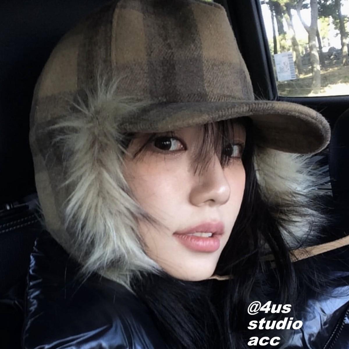 Fast Charging Women's Dark/Green/Black Plaid Thickened Plush Lei Feng Hat For Autumn And Winter Warm And Ear Protecting Baseball Cap Showing Face Small Duck Cap 57-60Cm