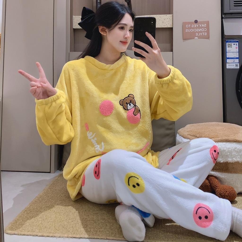 2025 Autumn Winter Warm Flannel Women Pyjamas Sets Thicken Coral Velvet Long Sleeve Cute Cartoon Sleepwear Flannel Pajamas Set for Young Girl