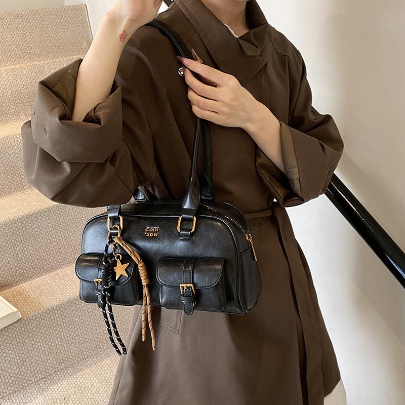 Retro Niche Underarm Bag Women's Autumn and Winter 2025 New Trendy Korean High-end Portable Large-capacity Bowling Bag