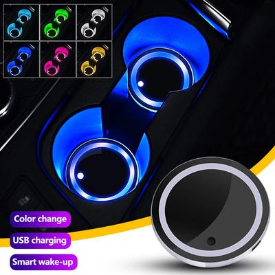Ny Bil LED Flerfärgade Mugghållarlampor USB-laddning Dynamisk Atmosfärsfönster Atmosfärslampa Dekor