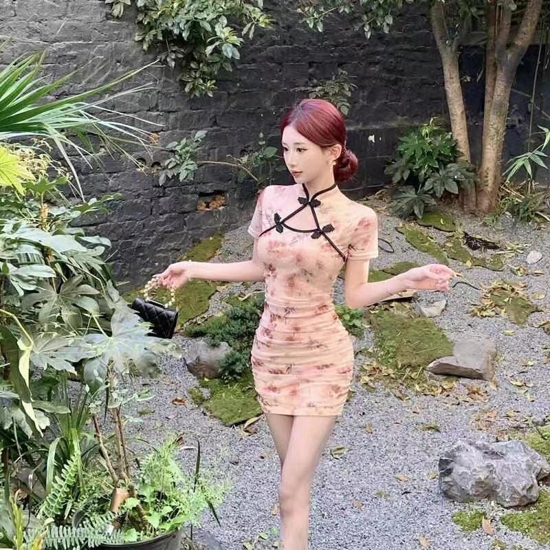 New Chinese-Style Cheongsam with Pleated Frog Button & Hollow-Out Design - Short, Hip-Hugging, Sexy Dress.