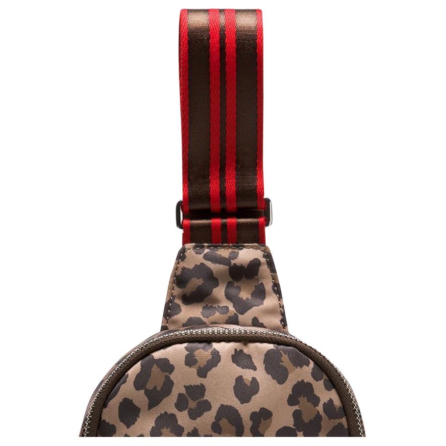 Lululemon Überall 2L Metall-Logo Reißverschluss Umhängetasche Damen Taschen Leopard Oxford-Rot LU9DAOS