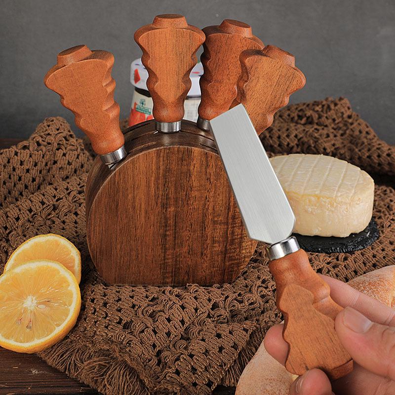 Akazienholz Weihnachtsbaum Käsemesser & Gabel Set mit Holzsockel - 6-teiliges Set