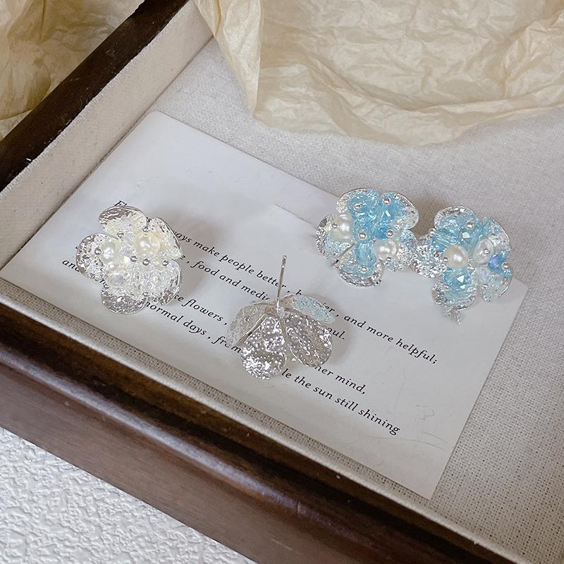 Silver Needle Freshwater Pearl Flower Earrings Korean Small Fresh Temperament Earrings Fashion Versatile Premium Earrings