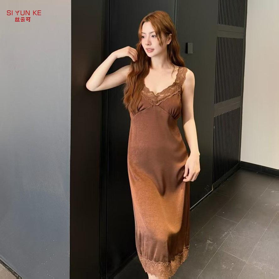 New lace suspender nightdress women's summer V-neck medium and long pure lust loungewear can be worn outside ice silk satin