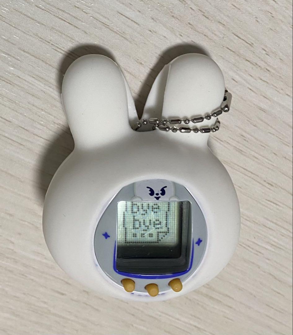 

[USED] Stray Kids Tamagotchi Reno