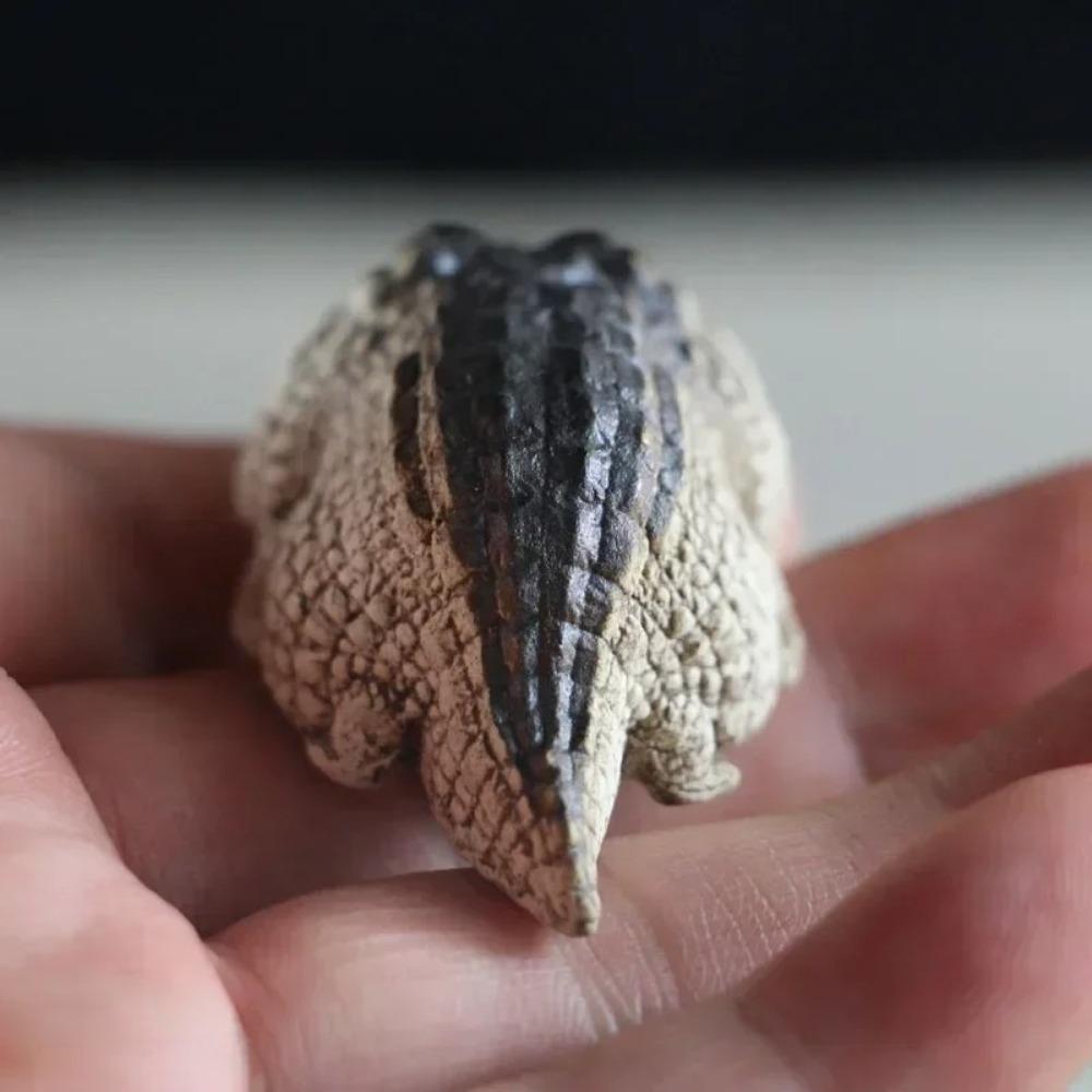 Resin Crocodile Tea Pet Handmade Crocodile Statue  Tea Ceremony Tea Play Home Boutique