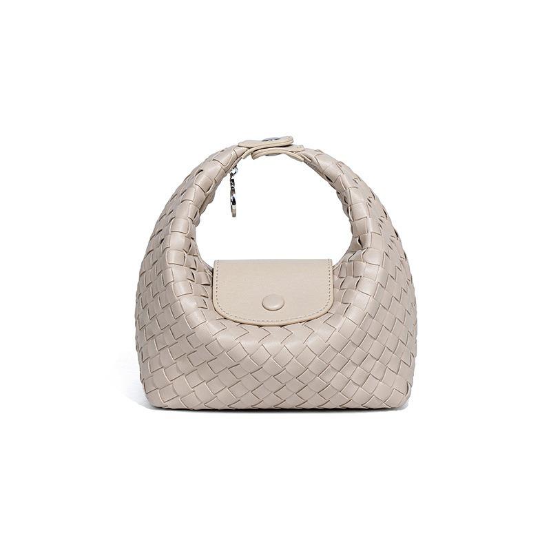 New hand-woven crescent bag fashion trend shoulder bag niche design messenger bag versatile simple handbag