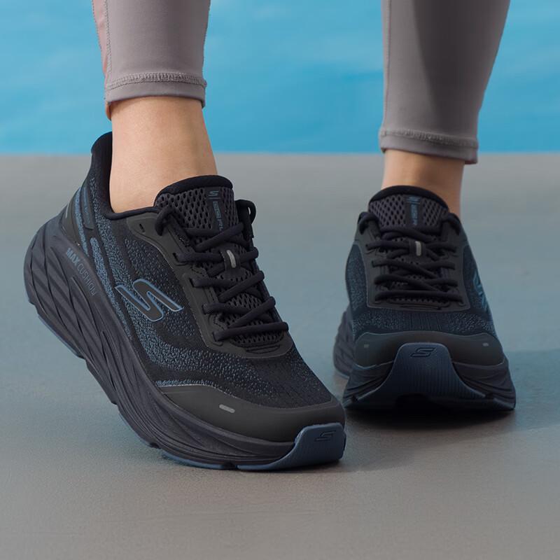 

Skechers Women s GO 7/24 Running Shoes EU 37.5