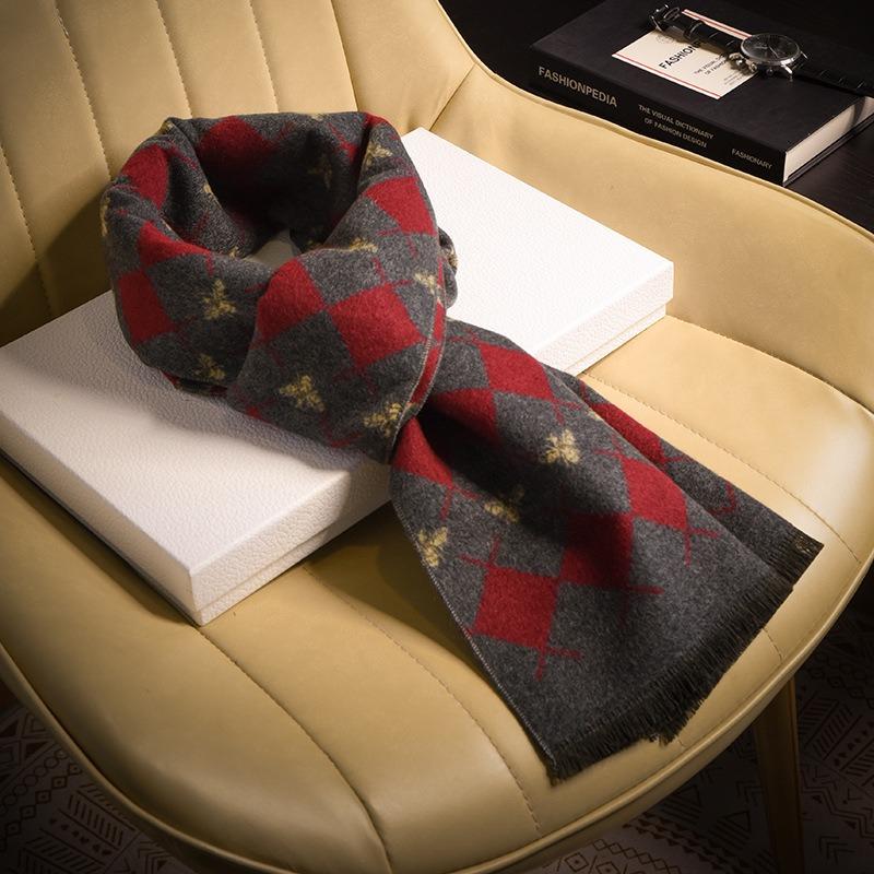 Red wool scarf men's fashion versatile high-end plaid winter dad old man trend scarf