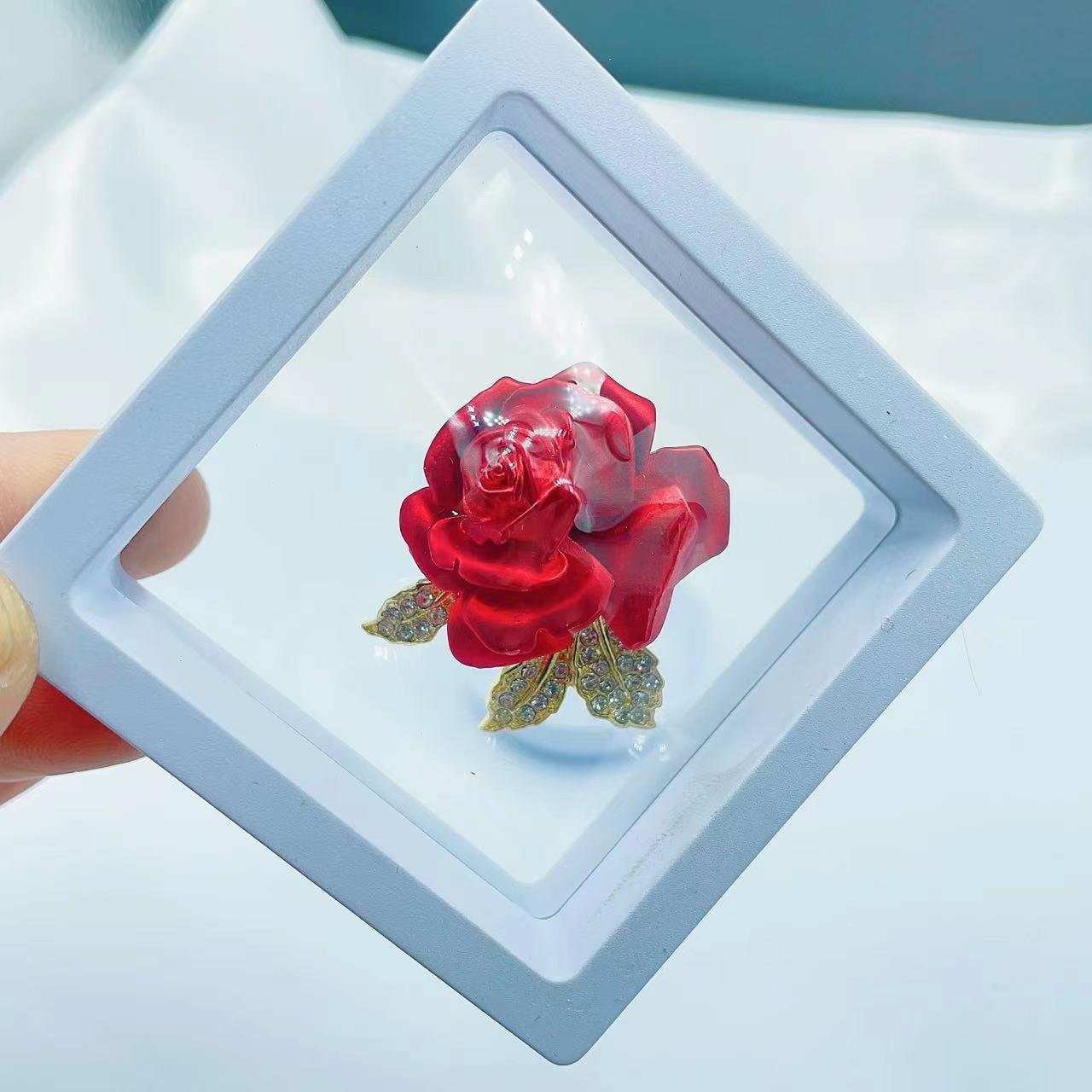 

Брошь «Красная роза» высокого класса, элегантный аксессуар для костюма с изысканным дизайном