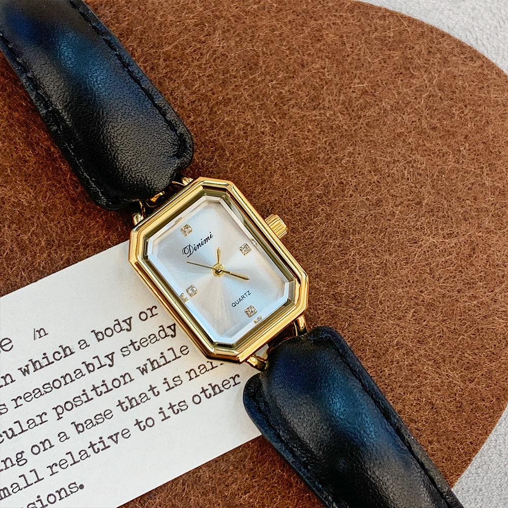 Commuter Belt Retro Design Sense Watch Women'S Square Bracelet Xiaoxiangfeng Niche Quartz Watch Xiaohongshu
