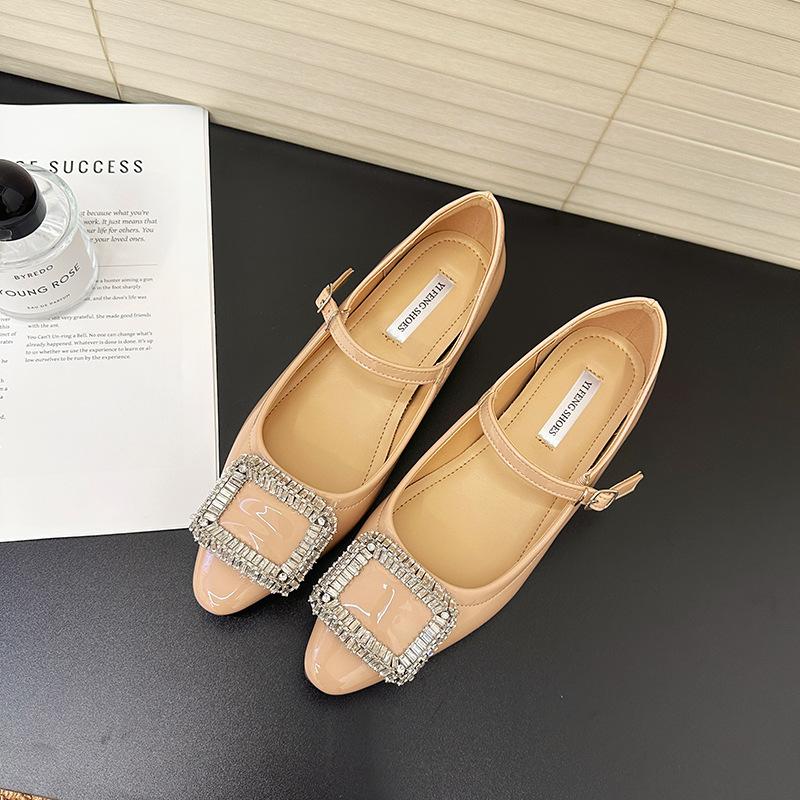 Small inner height increase single shoes women's patent leather one-word buckle 2025 new French rhinestone flat Mary Jane women's shoes