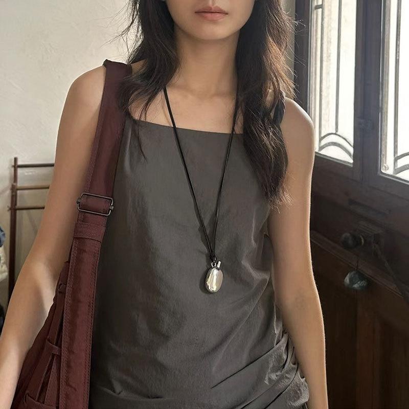 Niche Safety Buckle Water Bottle Black Leather Rope Long Necklace Female Simple Personality Fashion Versatile Neck Chain Sweater Chain