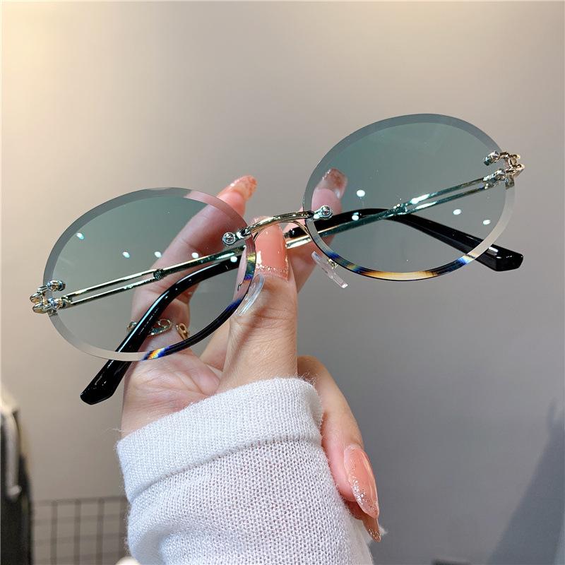 Women's Trendy Frameless Gradient Oval Sunglasses