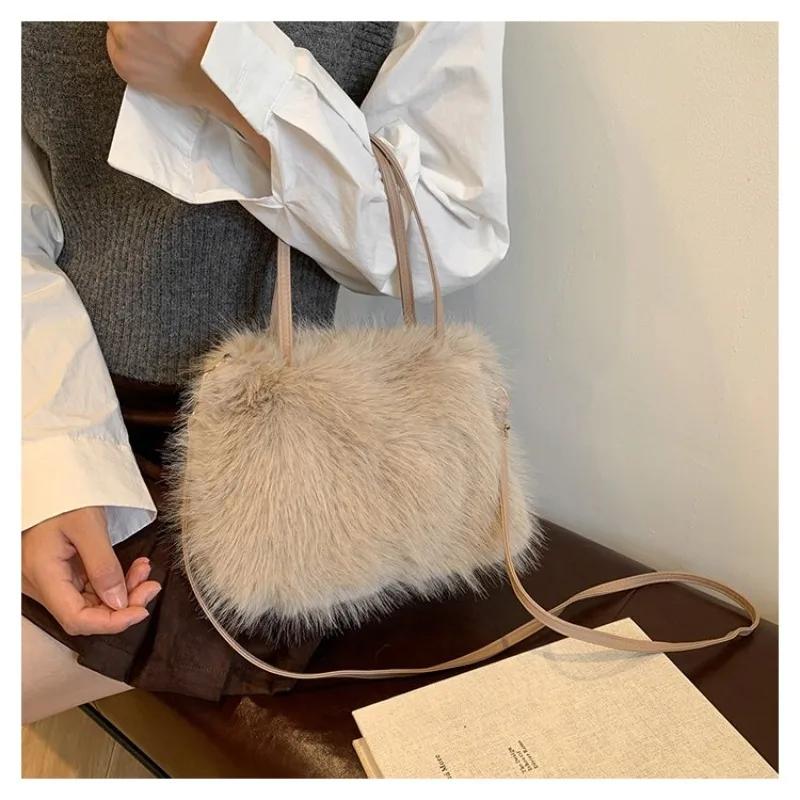 Genți de umăr pătrate din blană rafinată iarnă stil nou frumos stil proaspăt fierbinte fată genți calde casual super cool