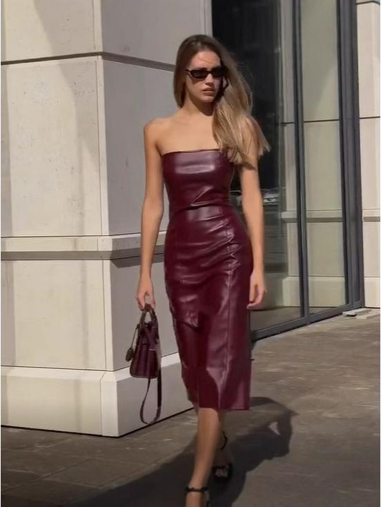 Evropské a americké dámské sexy šaty bez ramínek s rozparkem z PU kůže - Kolekce podzim/zima 2024