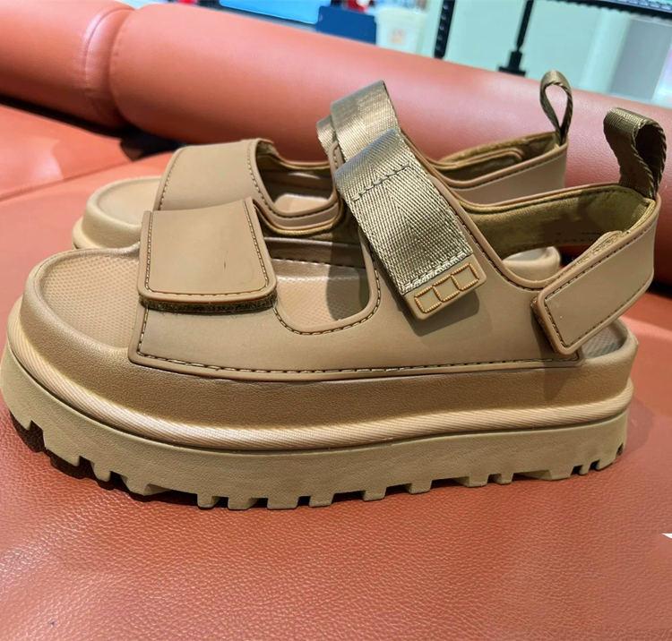 2025 European and American summer new fashionable and comfortable versatile flat bottom thick bottom round head Velcro solid color casual sandals