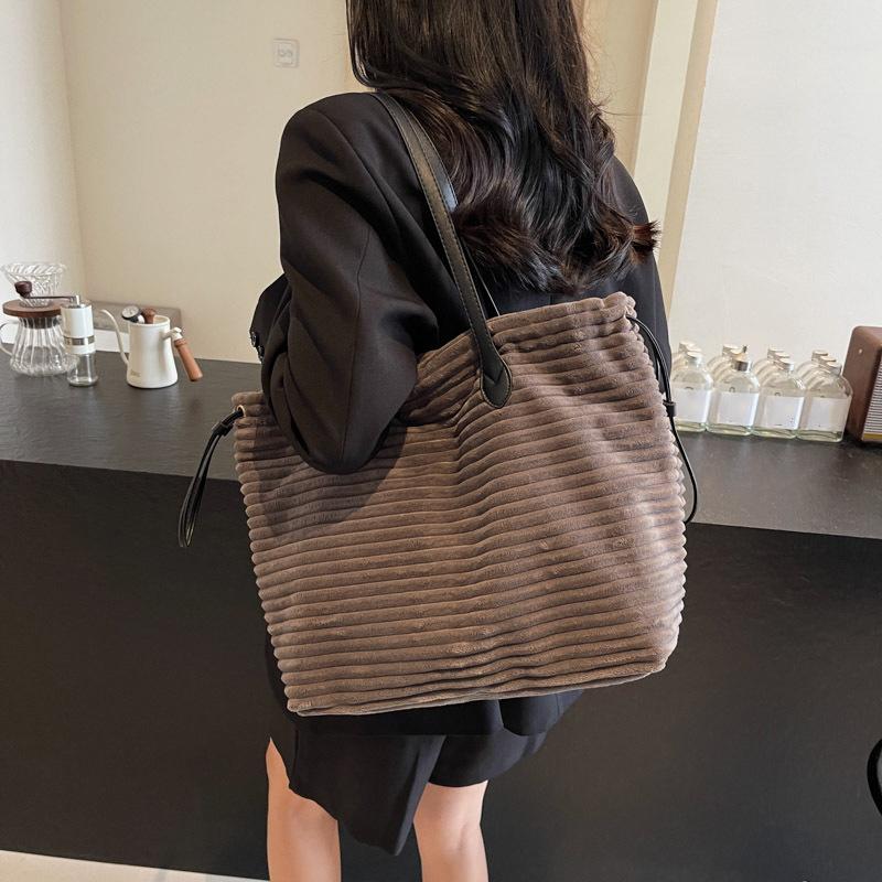 Autumn/winter Corduroy Shoulder Bags Large Capacity Furry Women's Bags High Quality String Soft Versatile Handbags CLE