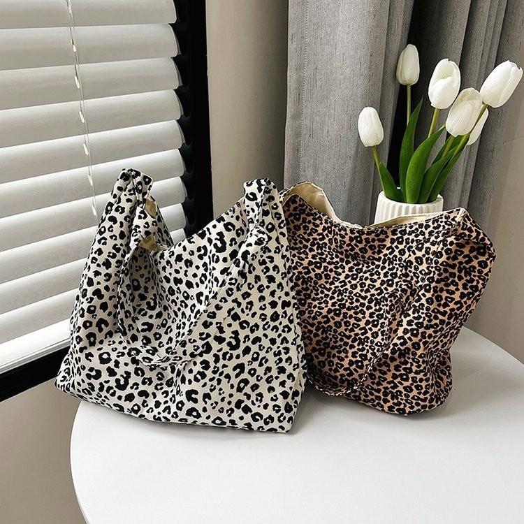 2024 Stylish Lazy Leopard Print Large Capacity Shoulder Bag For Women Chic Casual Use