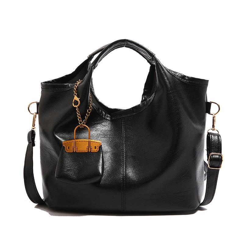 Niche Design Bucket Bag Women's 2025 New Autumn Retro Fashion Foreign Style Fashion Handbag Messenger Bag