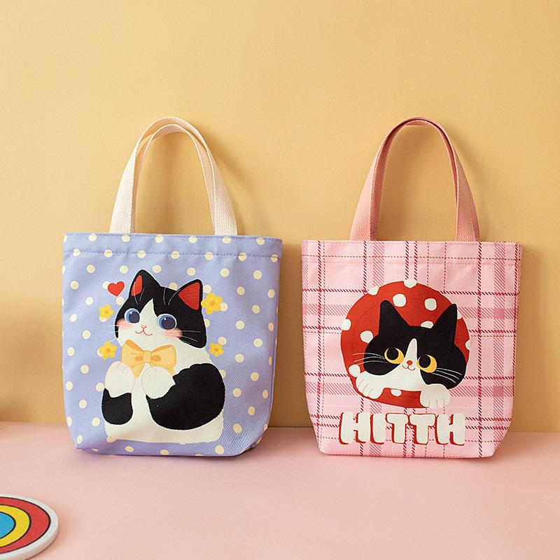 Original cartoon gift bag, cute handbag, birthday gift, Bao Ma hand carry to work, lunch box bag, casual style